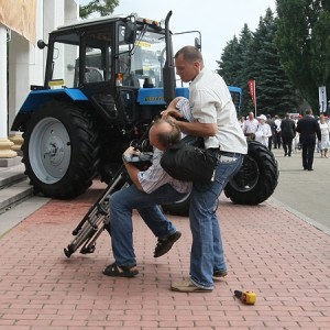 Управління державної охорони в такий спосіб бореться із журналістами, які їй заважають